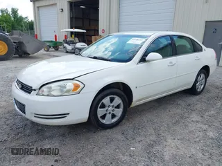 2008 Chevrolet Impala LT with VIN 2G1WT58K889164045, listed as a IAAI auction lot 42148113 with 191,123 mi miles and . Bid and sale history available at DreamBid. Image 2.