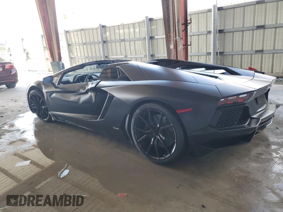 2015 Lamborghini Aventador z VIN ZHWUR1ZD5FLA03450, wystawiony jako Copart lot #53781224 z przebiegiem 8 471 mil mil oraz Szkoda całkowita • Salvage title. Historia ofert i sprzedaży dostępna na DreamBid. Obrazek 2.