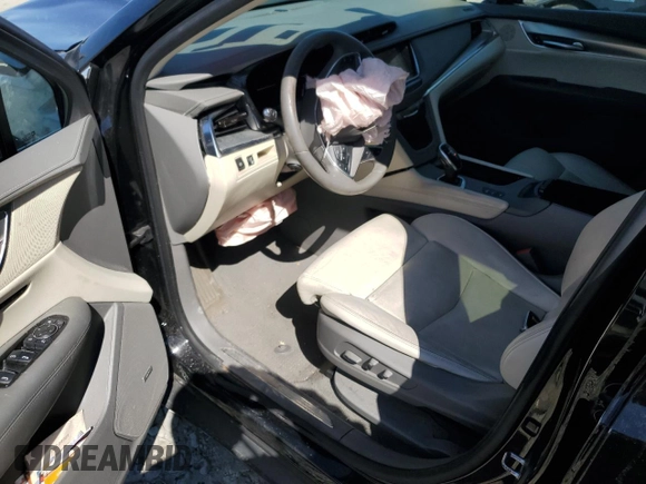 2017 Cadillac XT5 Luxury AWD z VIN 1GYKNDRS3HZ210650, wystawiony jako Copart lot #50758545 z przebiegiem 80 212 mil mil oraz Szkody całkowita. Historia ofert i sprzedaży dostępna na DreamBid. Obrazek 8.