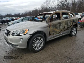 2015 Volvo XC60 T5 z VIN YV4612RK6F2666104, wystawiony jako Copart lot #85735704 z przebiegiem Nie podano mil oraz Szkoda całkowita • Salvage title. Historia ofert i sprzedaży dostępna na DreamBid. Obrazek 1.