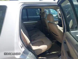 2004 Mercury Mountaineer Convenience with VIN 4M2ZU86W84UJ05710, listed as a IAAI auction lot 42647188 with 174,221 mi miles and . Bid and sale history available at DreamBid. Image 8.