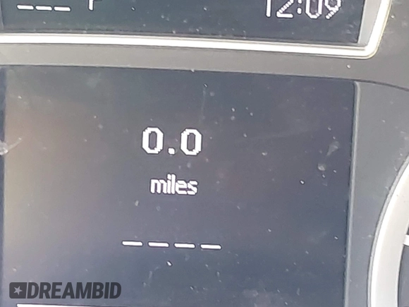2017 Infiniti QX30 Premium with VIN SJKCH5CR9HA035085, listed as a IAAI auction lot 42675557 with Not provided miles and . Bid and sale history available at DreamBid. Image 15.
