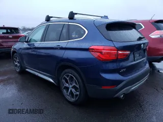 2019 BMW X1 xDrive28i with VIN WBXHT3C53K5L37533, listed as a Copart auction lot 71040942 with 44,237 mi miles. Bid and sale history available at carsss.com. Image 2.