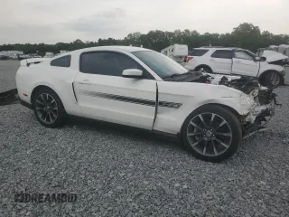 2011 Ford Mustang GT z VIN 1ZVBP8CF9B5161081, wystawiony jako Copart lot #56040145 z przebiegiem Nie podano mil oraz Szkoda całkowita • Salvage title. Historia ofert i sprzedaży dostępna na DreamBid. Obrazek 4.