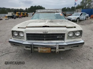 1975 Chevrolet Caprice z VIN 1N67H5Y196275, wystawiony jako Copart lot #43452985 z przebiegiem 28 996 mil mil oraz Czysty tytuł • Clean title. Historia ofert i sprzedaży dostępna na DreamBid. Obrazek 5.