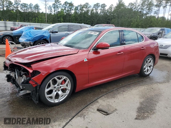 2018 Alfa Romeo Giulia Ti Sport with VIN ZARFAECN5J7577701, listed as a Copart auction lot 58617664 with 31,033 mi miles and Salvage Title. Bid and sale history available at carsss.com. Image 1.
