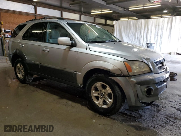 2005 Kia Sorento LX with VIN KNDJC733255467795, listed as a Copart auction lot 54651595 with 190,161 mi miles and Salvage Title. Bid and sale history available at carsss.com. Image 4.