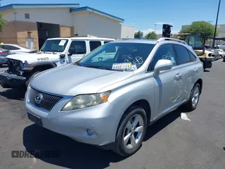2010 Lexus RX 350 z VIN JTJZK1BA1A2001710, wystawiony jako IAAI lot #42620752 z przebiegiem 138 630 mil mil oraz . Historia ofert i sprzedaży dostępna na DreamBid. Obrazek 2.