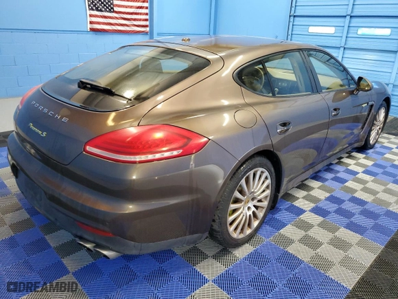2014 Porsche Panamera S E-Hybrid with VIN WP0AD2A75EL044548, listed as a Copart auction lot 47578765 with 86,758 mi miles and Clean Title. Bid and sale history available at carsss.com. Image 3.