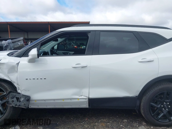 2023 Chevrolet Blazer LT with VIN 3GNKBCR49PS225473, listed as a IAAI auction lot 40869835 with 17,652 mi miles and . Bid and sale history available at DreamBid. Image 14.