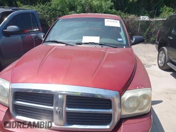 2006 Dodge Dakota SLT z VIN 1D7HE42N66S629432, wystawiony jako IAAI lot #42319636 z przebiegiem 187 086 mil mil oraz . Historia ofert i sprzedaży dostępna na DreamBid. Obrazek 6.