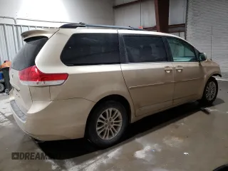 2013 Toyota Sienna XLE AAS with VIN 5TDYK3DCXDS380132, listed as a Copart auction lot 42227465 with 195,600 mi miles and Salvage Title. Bid and sale history available at carsss.com. Image 3.