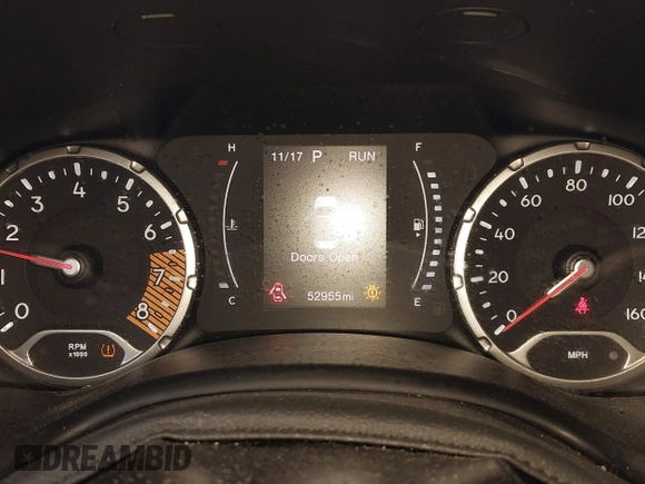 2021 Jeep Renegade Upland Edition with VIN ZACNJDAB5MPM29870, listed as a IAAI auction lot 40884581 with 52,955 mi miles. Bid and sale history available at carsss.com. Image 15.