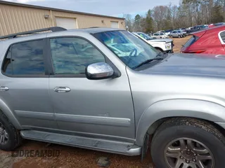 2007 Toyota Sequoia Limited with VIN 5TDZT38A87S298429, listed as a IAAI auction lot 41303386 with 244,837 mi miles and . Bid and sale history available at DreamBid. Image 13.
