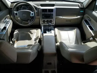 2009 Jeep Liberty Limited with VIN 1J8GN58K09W511911, listed as a Copart auction lot 53951935 with 174,927 mi miles and Clean Title. Bid and sale history available at carsss.com. Image 8.