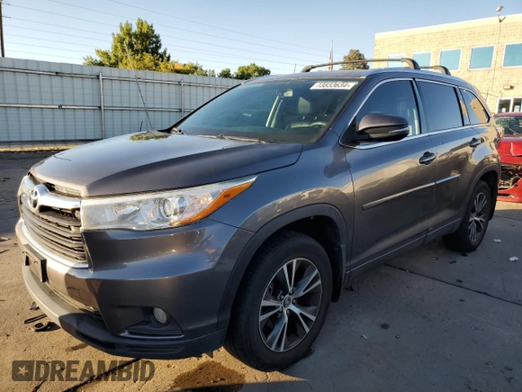 2016 Toyota Highlander XLE z VIN 5TDJKRFH0GS500635, wystawiony jako Copart lot #73833634 z przebiegiem 108 884 mil mil oraz Czysty tytuł • Clean title. Historia ofert i sprzedaży dostępna na DreamBid. Obrazek 1.