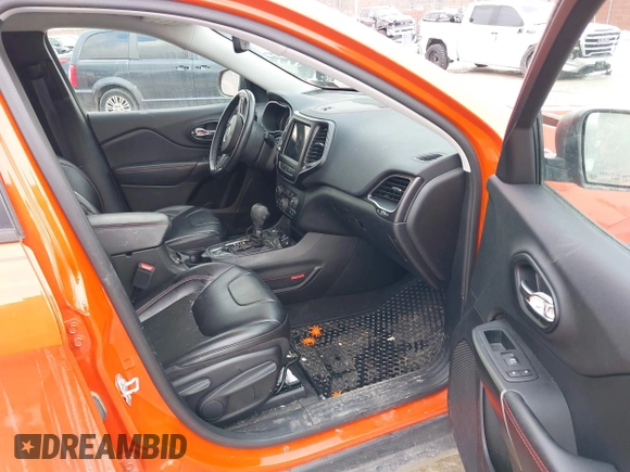 2021 Jeep Cherokee Trailhawk с VIN 1C4PJMBX7MD119790, выставлен на аукционе IAAI как лот 41303544 с пробегом 39 379 миль миль и . История ставок и продаж доступна на DreamBid. Изображение 5.