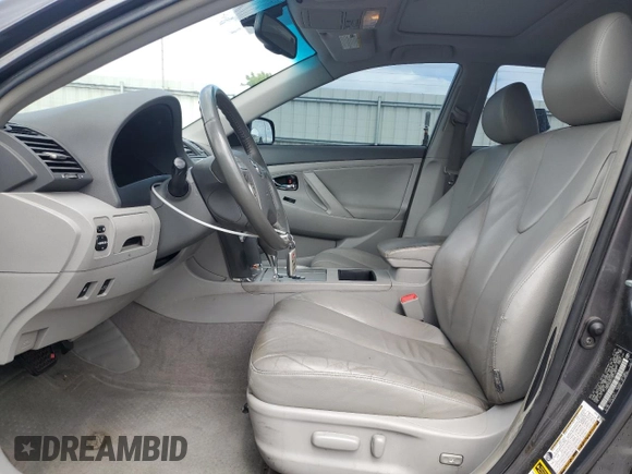 2007 Toyota Camry с VIN JTNBB46K573015357, выставлен на аукционе Copart как лот 55698805 с пробегом 203 849 миль миль и Списание • Salvage title. История ставок и продаж доступна на DreamBid. Изображение 7.