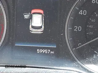 2020 Hyundai Kona Limited z VIN KM8K33A52LU591422, wystawiony jako IAAI lot #42324828 z przebiegiem 59 957 mil mil oraz . Historia ofert i sprzedaży dostępna na DreamBid. Obrazek 15.