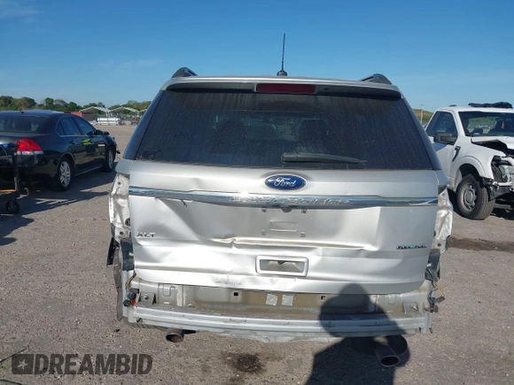 2013 Ford Explorer XLT with VIN 1FM5K7D82DGC68095, listed as a IAAI auction lot 41825424 with 117,650 mi miles and . Bid and sale history available at DreamBid. Image 6.