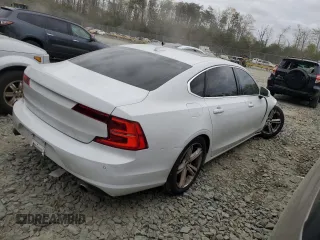 2018 Volvo S90 Momentum z VIN LVY982MK2JP016810, wystawiony jako Copart lot #49977074 z przebiegiem 67 685 mil mil oraz Szkody całkowita. Historia ofert i sprzedaży dostępna na DreamBid. Obrazek 3.