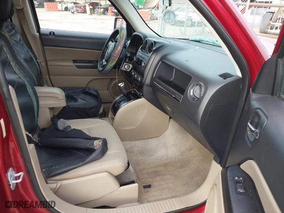 2015 Jeep Patriot Sport with VIN 1C4NJPBB1FD107229, listed as a IAAI auction lot 40175925 with 127,707 mi miles. Bid and sale history available at carsss.com. Image 5.