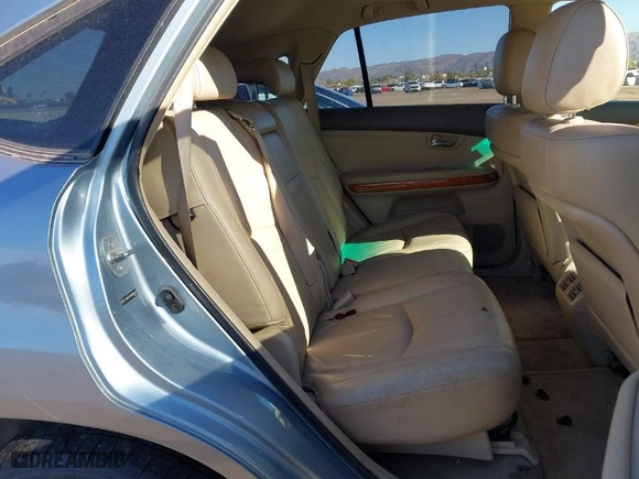 2004 Lexus RX 330 with VIN JTJGA31U940034472, listed as a IAAI auction lot 41843981 with 243,759 mi miles. Bid and sale history available at carsss.com. Image 8.