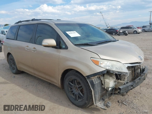 2013 Toyota Sienna XLE AAS with VIN 5TDYK3DC1DS333877, listed as a IAAI auction lot 40481401 with 183,658 mi miles and . Bid and sale history available at carsss.com. Image 1.