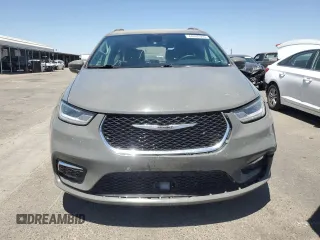 2022 Chrysler Pacifica Touring L with VIN 2C4RC1BG1NR191584, listed as a Copart auction lot 60469305 with 80,094 mi miles and Salvage title. Bid and sale history available at DreamBid. Image 5.