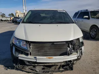 2017 Honda Odyssey Touring z VIN 5FNRL5H98HB018144, wystawiony jako Copart lot #84503884 z przebiegiem 85 437 mil mil oraz Szkoda całkowita • Salvage title. Historia ofert i sprzedaży dostępna na DreamBid. Obrazek 5.