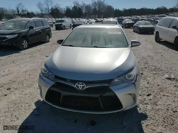 2015 Toyota Camry XLE with VIN 4T1BF1FK7FU033922, listed as a Copart auction lot 47387865 with 124,876 mi miles and Clean Title. Bid and sale history available at carsss.com. Image 10.