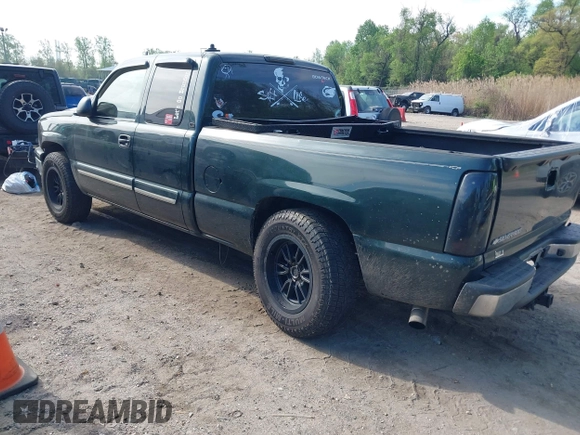 2006 Chevrolet Silverado 1500 LT1 with VIN 1GCEC19T76Z296588, listed as a IAAI auction lot 42094146 with 220,165 mi miles and . Bid and sale history available at DreamBid. Image 3.