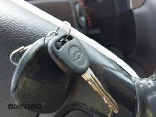 2007 Chevrolet Tahoe LT z VIN 1GNFC13J97J100573, wystawiony jako IAAI lot #42450311 z przebiegiem 234 099 mil mil oraz . Historia ofert i sprzedaży dostępna na DreamBid. Obrazek 11.