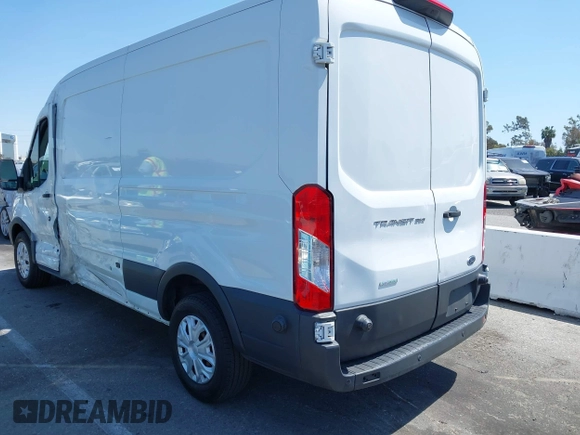 2018 Ford Transit with VIN 1FTBW2CG8JKB46535, listed as a IAAI auction lot 41978414 with 82,316 mi miles and . Bid and sale history available at DreamBid. Image 3.