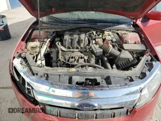 2010 Ford Fusion SE z VIN 3FAHP0HG4AR234696, wystawiony jako Copart lot #60597925 z przebiegiem 187 861 mil mil oraz Szkoda całkowita • Salvage title. Historia ofert i sprzedaży dostępna na DreamBid. Obrazek 11.