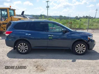 2014 Nissan Pathfinder S with VIN 5N1AR2MM4EC683874, listed as a IAAI auction lot 42663072 with 166,028 mi miles and . Bid and sale history available at DreamBid. Image 13.