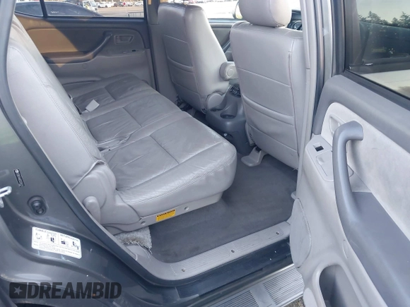 2005 Toyota Sequoia SR5 with VIN 5TDBT44A25S234574, listed as a IAAI auction lot 41033109 with 156,542 mi miles and . Bid and sale history available at DreamBid. Image 8.