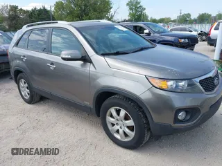 2011 Kia Sorento LX with VIN 5XYKTDA15BG178563, listed as a IAAI auction lot 42259714 with 174,268 mi miles and . Bid and sale history available at DreamBid. Image 1.