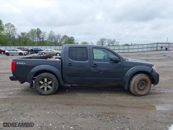 2011 Nissan Frontier PRO-4X with VIN 1N6AD0EV0BC442076, listed as a IAAI auction lot 41982227 with 345,538 mi miles. Bid and sale history available at carsss.com. Image 13.