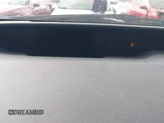 2007 Toyota Prius z VIN JTDKB20U677674057, wystawiony jako IAAI lot #41663525 z przebiegiem Nie podano mil oraz . Historia ofert i sprzedaży dostępna na DreamBid. Obrazek 7.