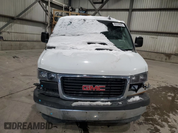 2019 GMC Savana Cargo Van with VIN 1GTW7AFP8K1173018, listed as a Copart auction lot 89339605 with 0 mi miles and Salvage Title. Bid and sale history available at carsss.com. Image 5.