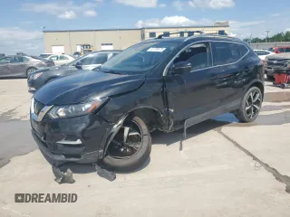 2020 Nissan Rogue SV z VIN JN1BJ1CV7LW551873, wystawiony jako Copart lot #53798675 z przebiegiem Nie podano mil oraz Szkoda całkowita • Salvage title. Historia ofert i sprzedaży dostępna na DreamBid. Obrazek 1.