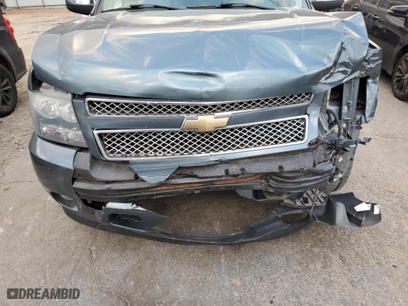 2008 Chevrolet Avalanche LS with VIN 3GNEC12078G124913, listed as a Copart auction lot 83841964 with 211,148 mi miles and Salvage Title. Bid and sale history available at carsss.com. Image 12.
