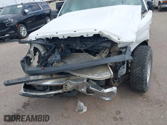2012 Ford F-150 XL z VIN 1FTFX1ET2CFD02213, wystawiony jako IAAI lot #39533030 z przebiegiem 184 309 mil mil oraz . Historia ofert i sprzedaży dostępna na DreamBid. Obrazek 6.