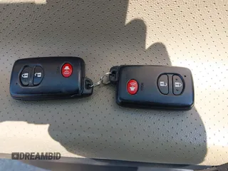 2010 Toyota RAV4 Limited с VIN JTMDF4DV2A5025032, выставлен на аукционе IAAI как лот 42672176 с пробегом 170 739 миль миль и . История ставок и продаж доступна на DreamBid. Изображение 11.