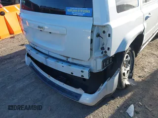 2017 Jeep Patriot 75th Anniversary with VIN 1C4NJRBB0HD138003, listed as a IAAI auction lot 41717936 with 120,610 mi miles and . Bid and sale history available at carsss.com. Image 19.