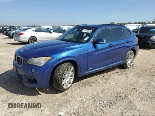2014 BMW X1 sDrive28i with VIN WBAVM1C54EVW50271, listed as a Copart auction lot 46509015 with 138,545 mi miles and Salvage Title. Bid and sale history available at carsss.com. Image 1.