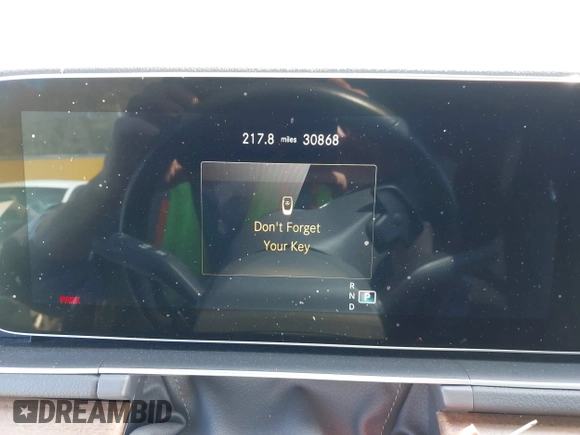 2020 Mercedes-Benz GLE 450 z VIN 4JGFB5KBXLA164494, wystawiony jako IAAI lot #42112215 z przebiegiem 30 868 mil mil oraz . Historia ofert i sprzedaży dostępna na DreamBid. Obrazek 7.