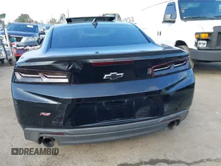 2018 Chevrolet Camaro 1LT z VIN 1G1FB1RS2J0124764, wystawiony jako IAAI lot #41428337 z przebiegiem 80 754 mil mil oraz . Historia ofert i sprzedaży dostępna na DreamBid. Obrazek 16.