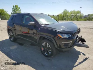 2018 Jeep Compass Trailhawk with VIN 3C4NJDDB6JT231480, listed as a Copart auction lot 56474865 with 61,051 mi miles and Salvage title. Bid and sale history available at DreamBid. Image 4.